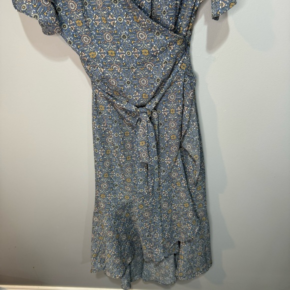 Max Studio Blue Floral Midi Wrap Tie Dress NWT - Picture 3 of 16